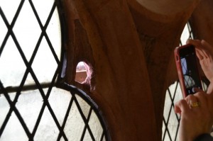 North transept architect's finger-poking